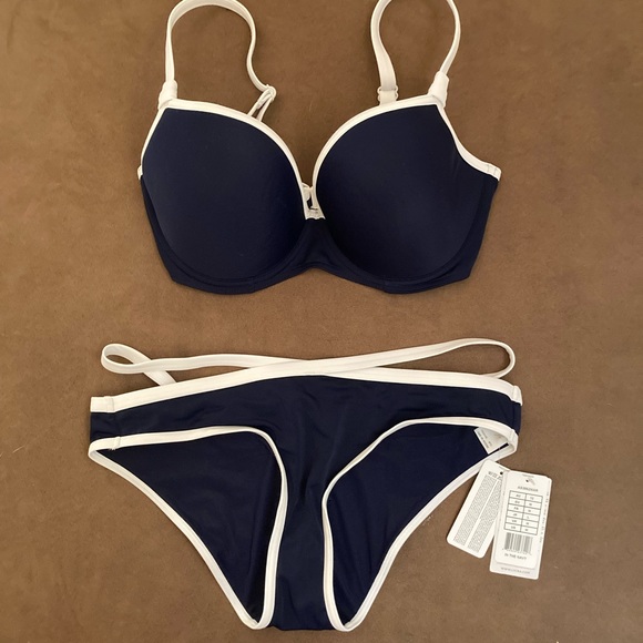Freya Swim in the Navy Two Piece Bikini 32H - Picture 3 of 7